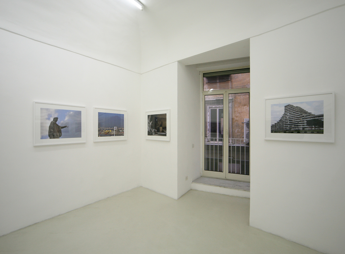 hashish in Naples, 2009, exhibition view