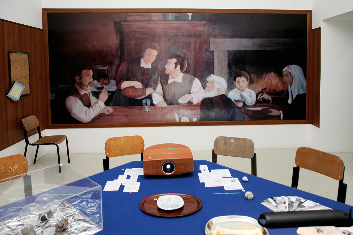 Simon Fujiwara, The Museum of Incest, 2008-2009, exhibition view