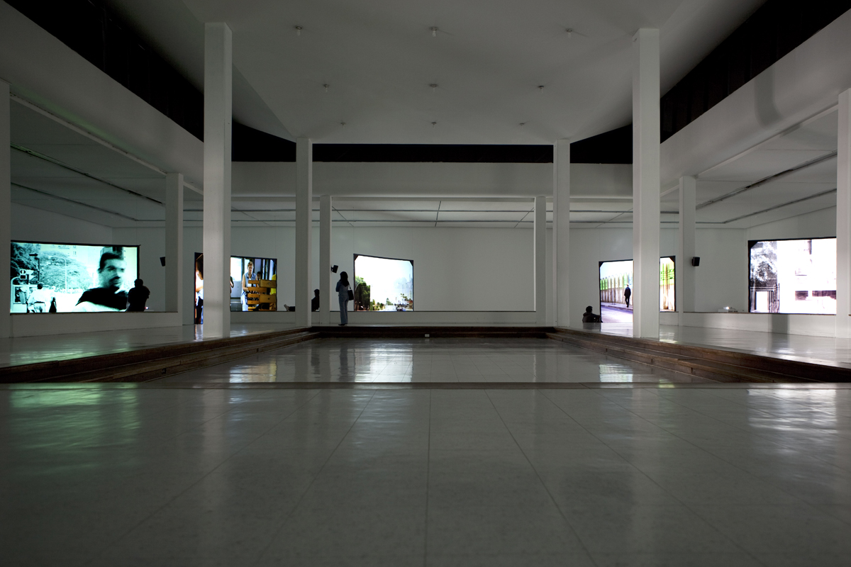 Secret Traces, 2009, exhibition view at Universitad de Colombia, Bogotà