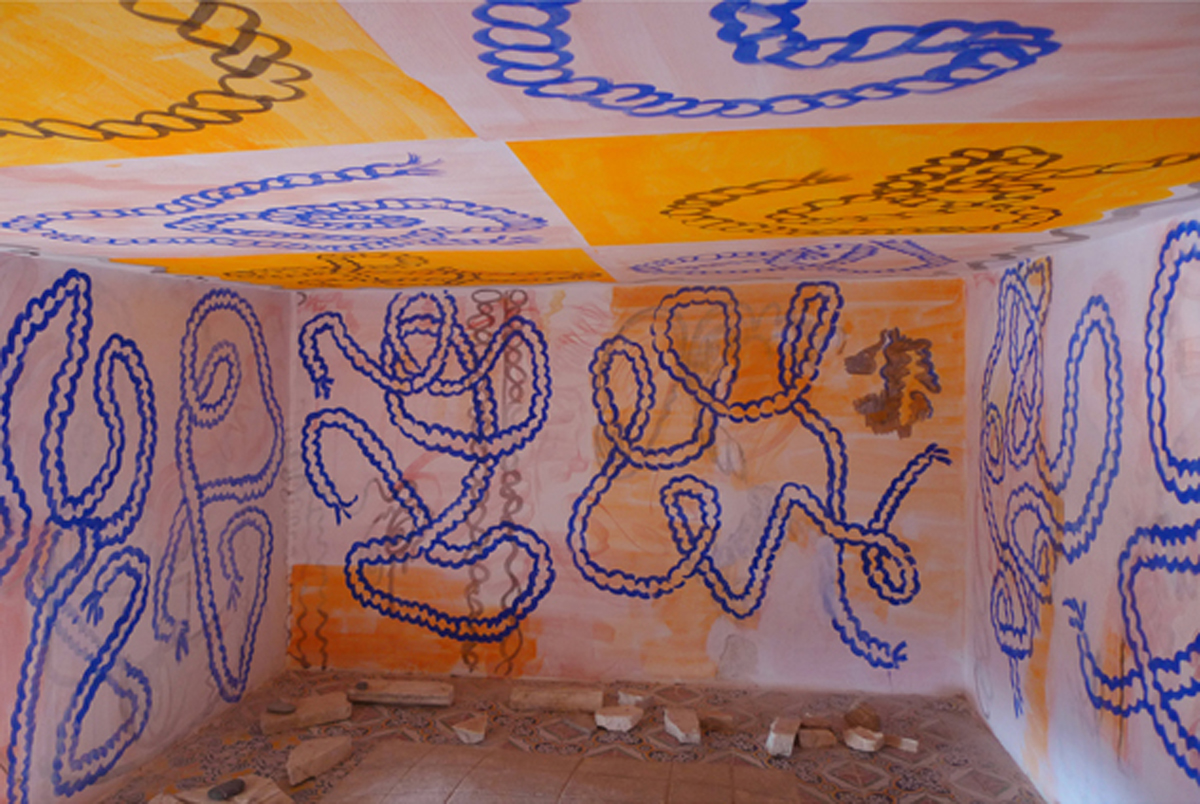 Correr à volta, 2015, walls and ceiling, Capo d’Orlando beach stones on ruins mural view at La Stanza della Seta, Museo Lucio Piccolo, Ficarra, Sicily, I