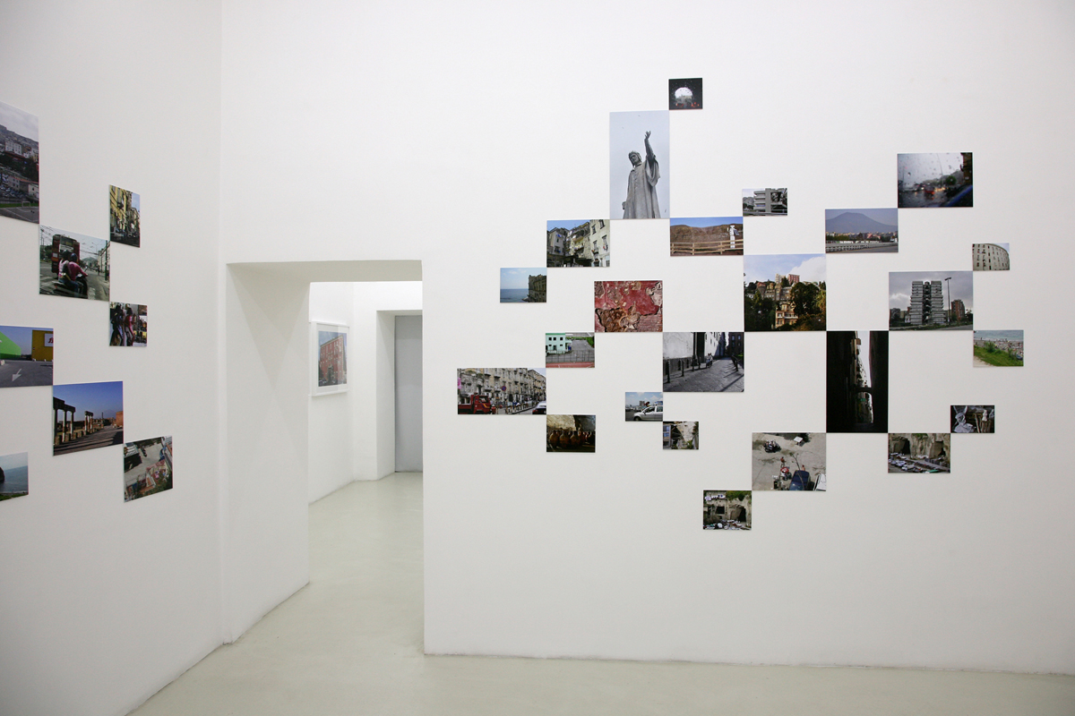 hashish in Naples, 2009, exhibition view