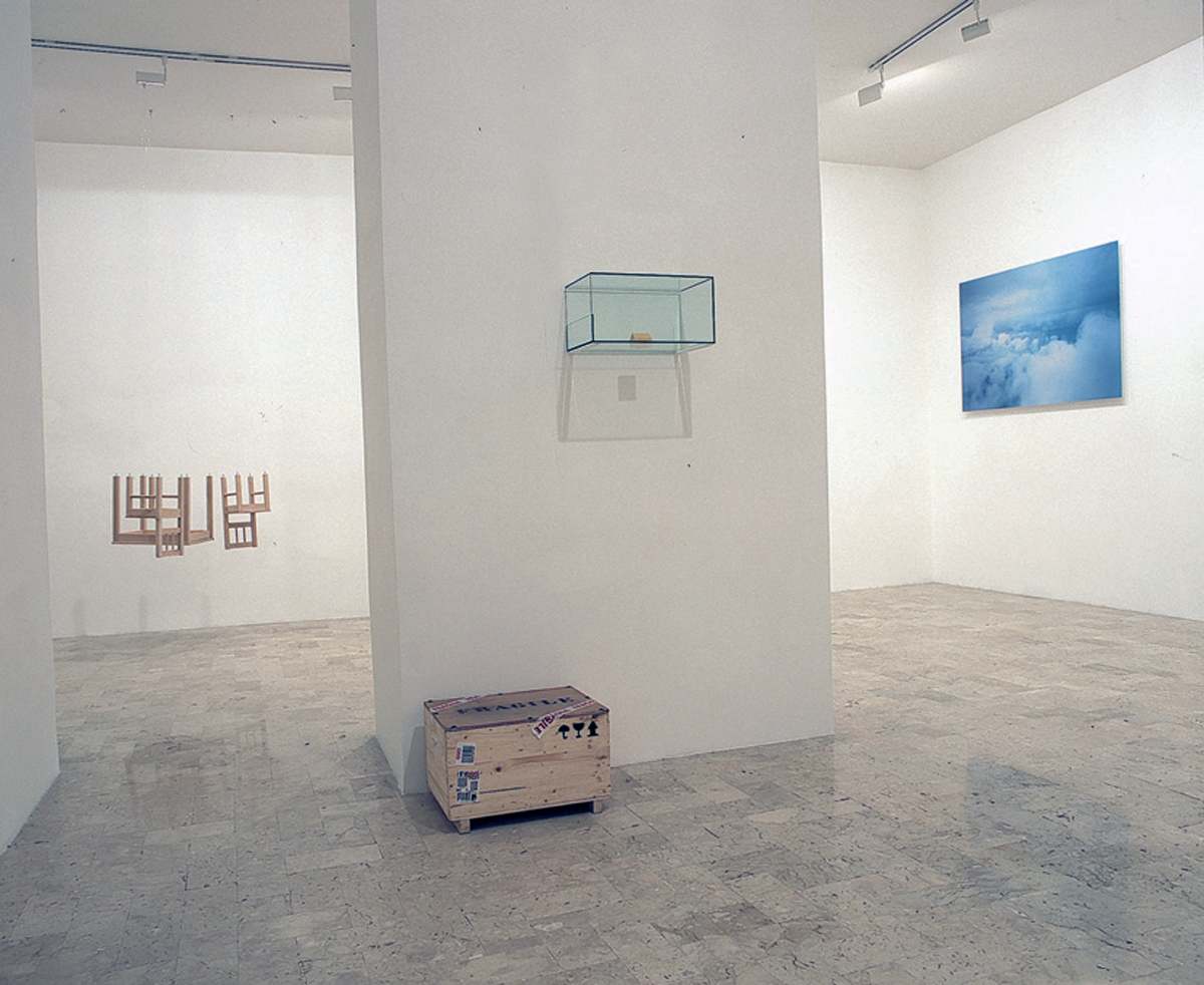 Pas au de là, 2004, exhibition view